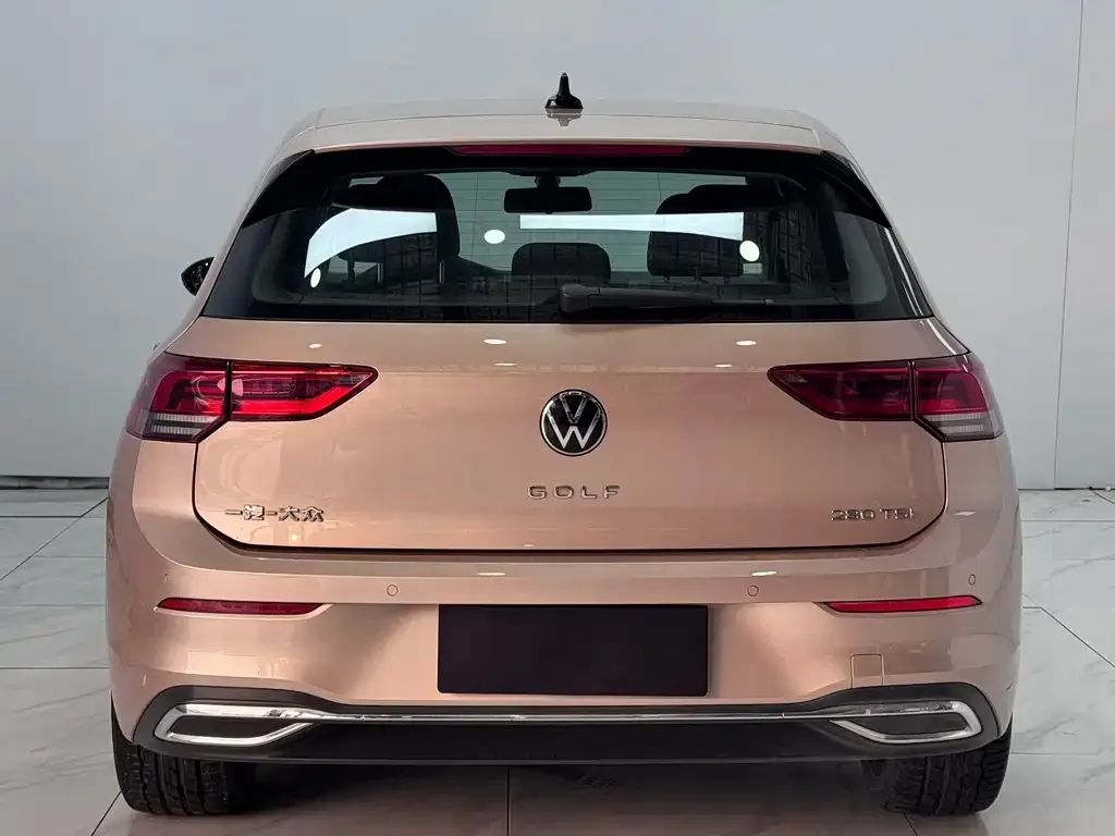Volkswagen Golf 2021 из CN, фото 5