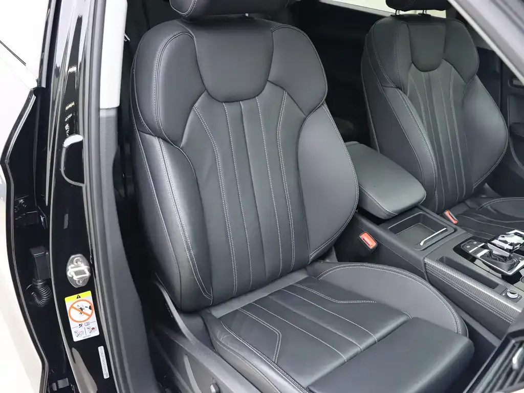Audi Q5L 2021 из CN, фото 10