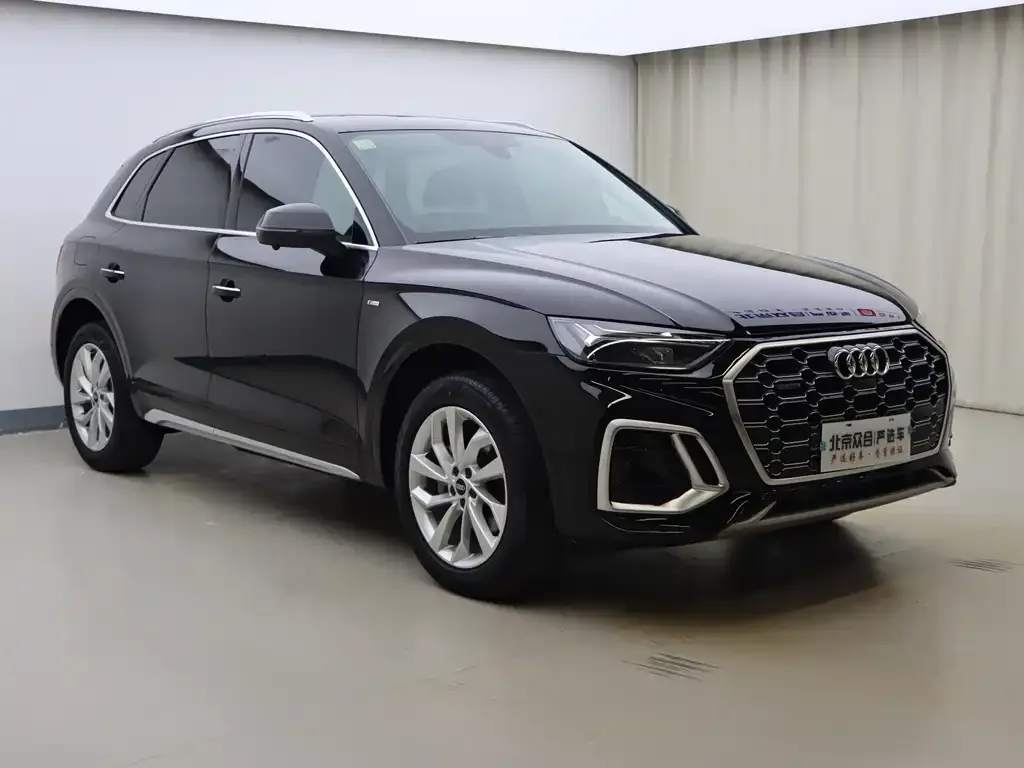 Audi Q5L 2021 из CN, фото 2