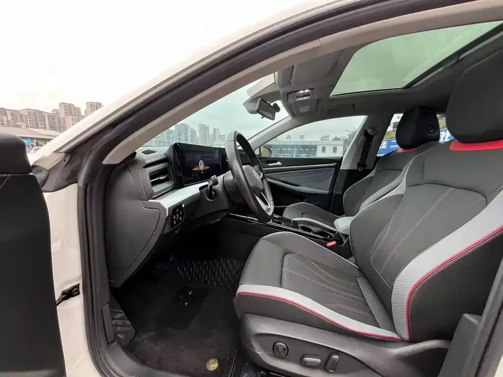 Volkswagen Lamando 2023 из CN, фото 7