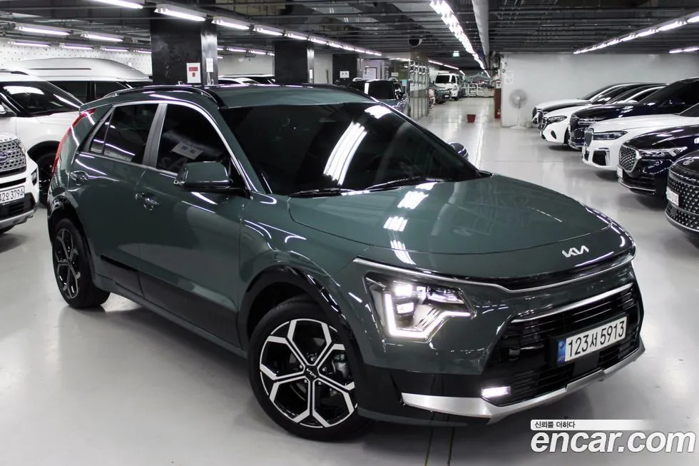 Kia Niro — фото 1