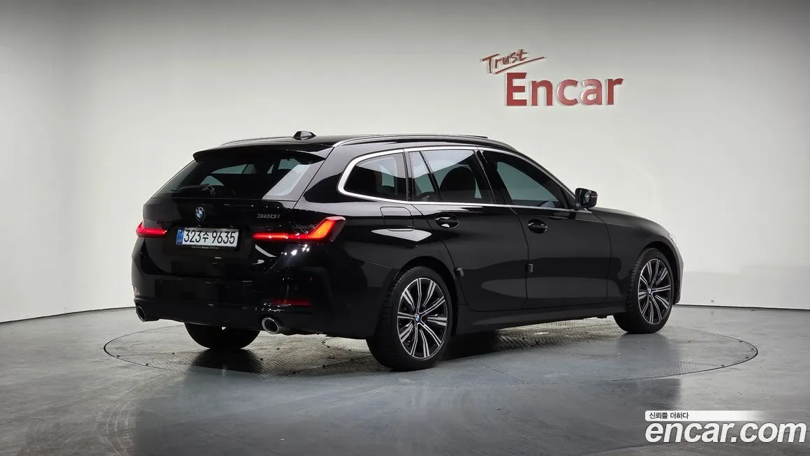 BMW 3-Series 2025 из KR, фото 2