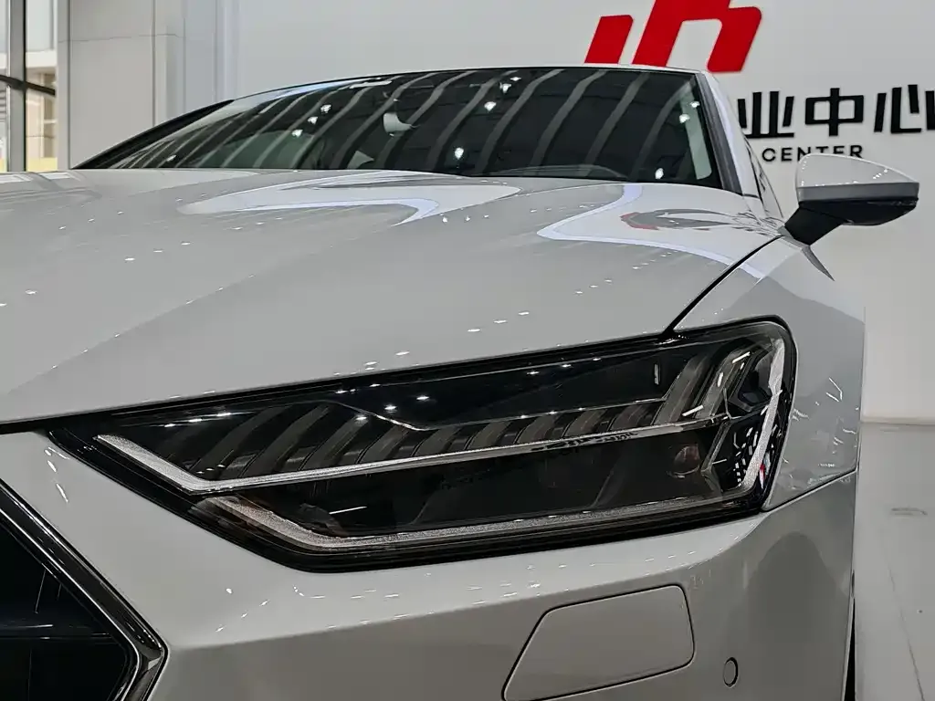 Audi A7 2024 из CN, фото 6