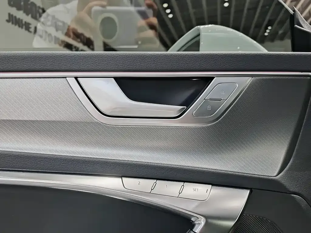 Audi A7 2024 из CN, фото 9