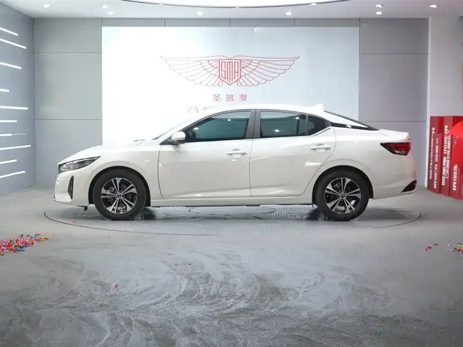 Nissan Sylphy 2023 из CN, фото 2
