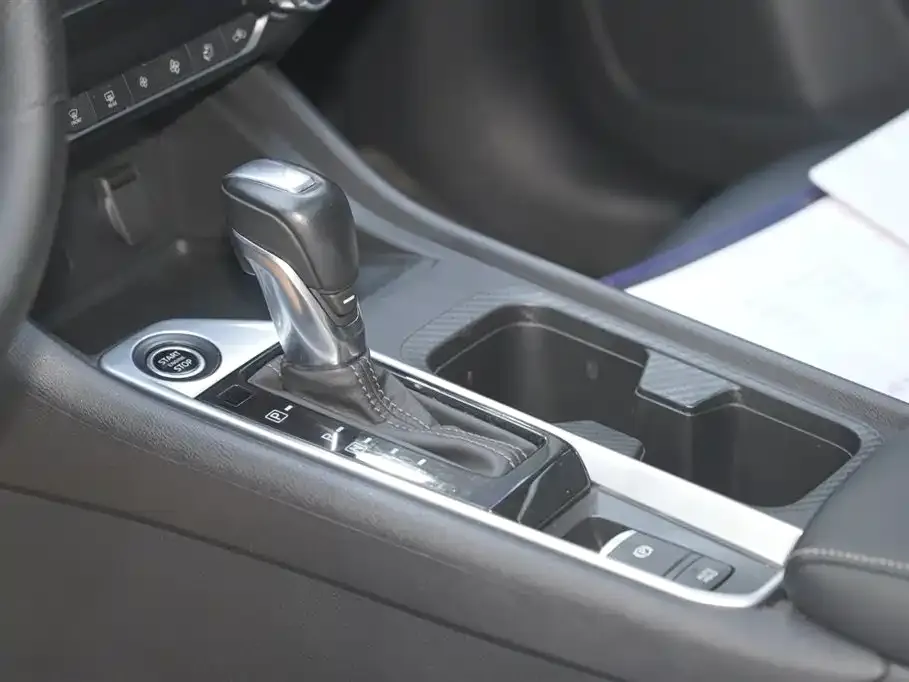 Nissan Sylphy 2023 из CN, фото 9