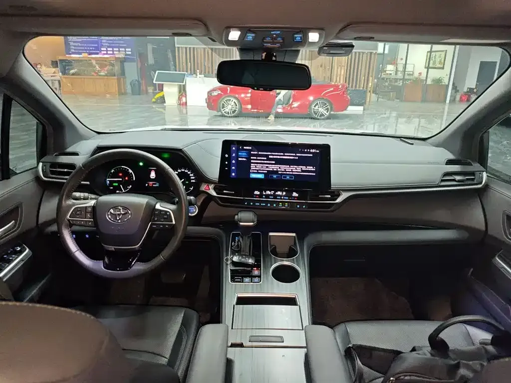 Toyota Sienna 2022 из CN, фото 10