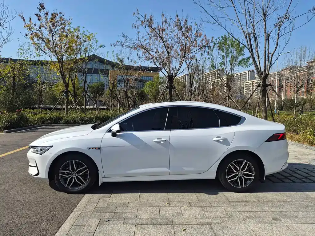 BYD Qin PLUS 2023 из CN, фото 8