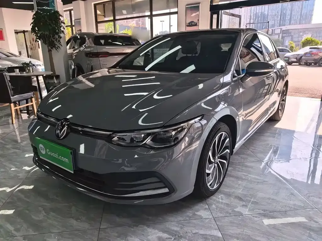 Volkswagen Golf 2022 из CN, фото 1