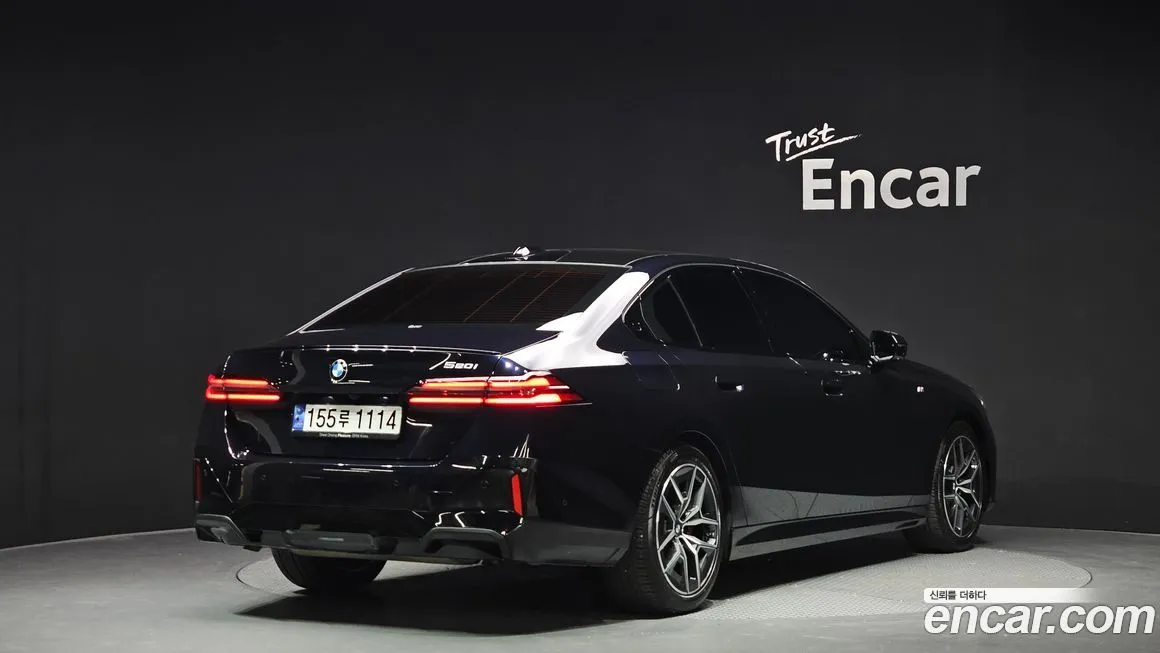BMW 5-Series 2024 из KR, фото 2