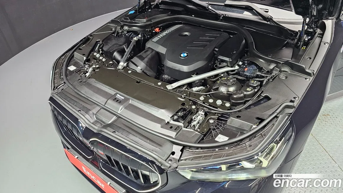 BMW 5-Series 2024 из KR, фото 6