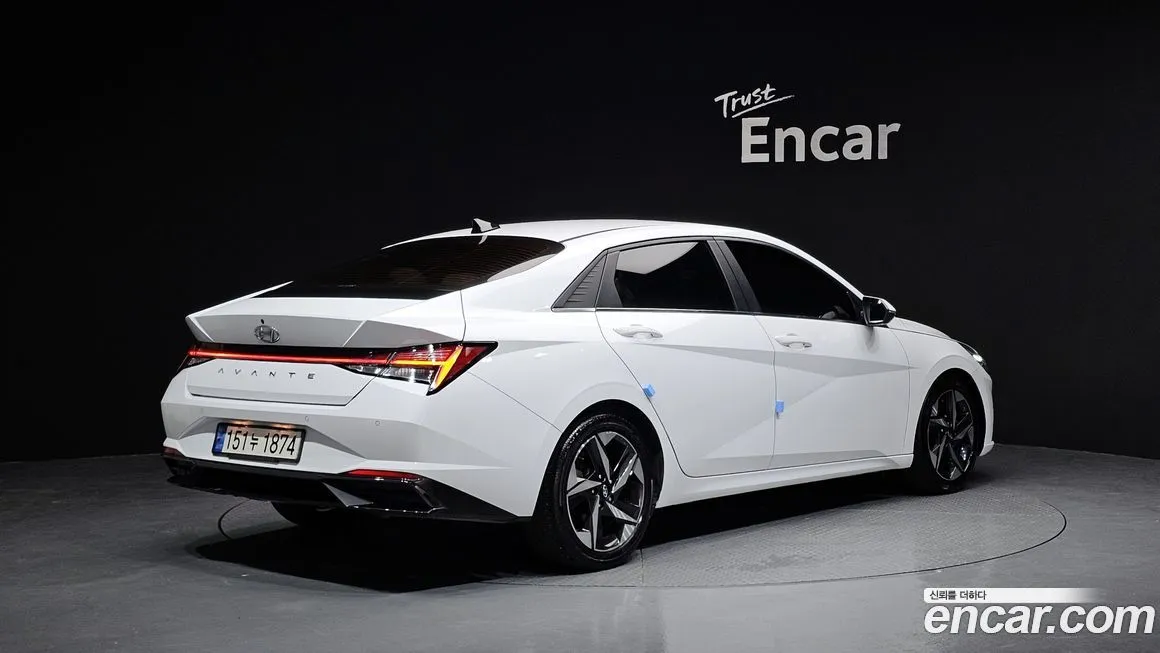 Hyundai AVANTE — фото 2