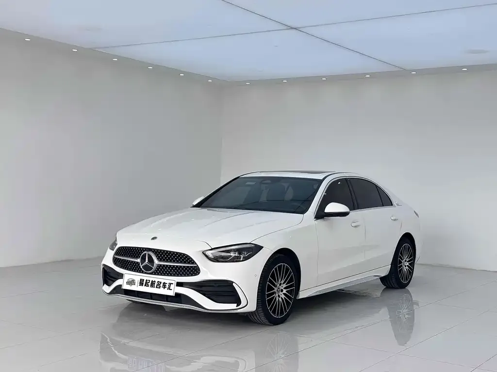 Mercedes-Benz C-Class — фото 1