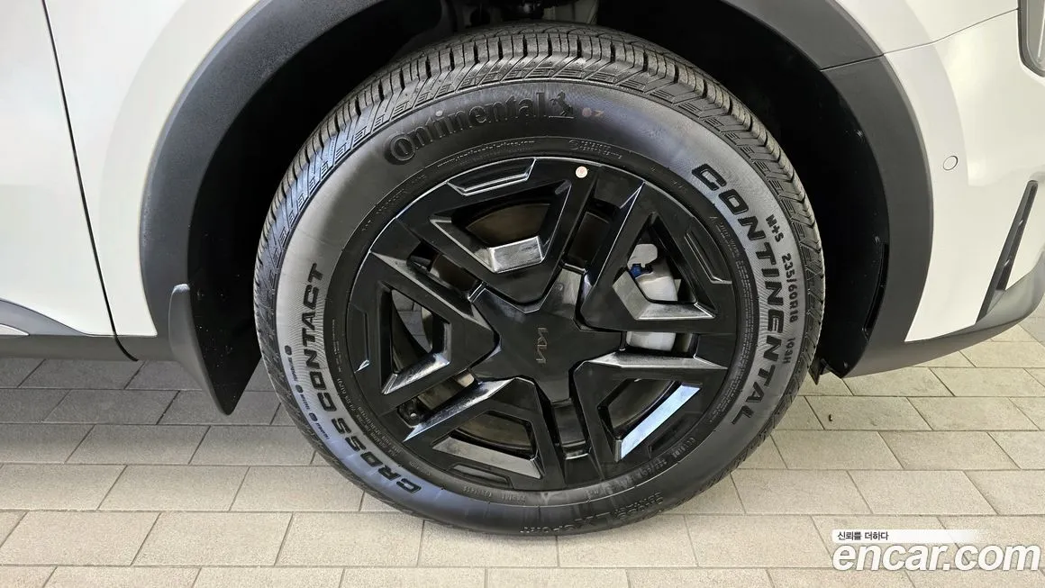 Kia Sorento — фото 5