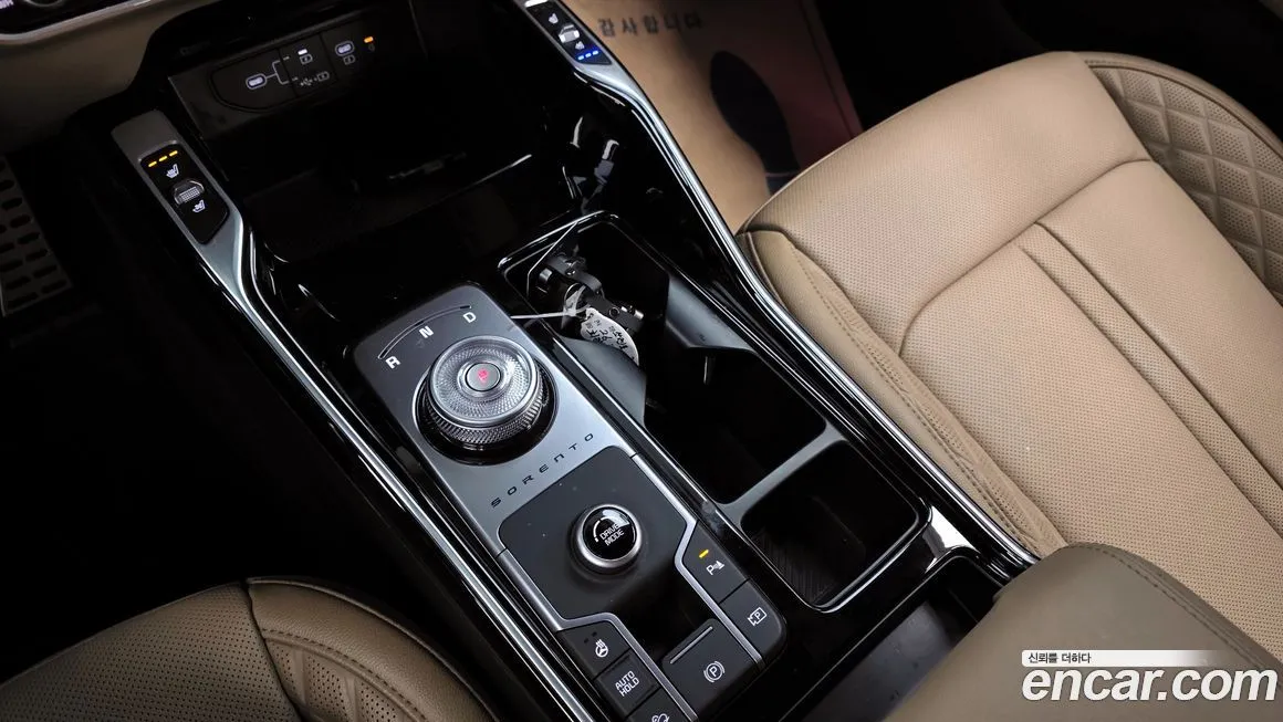 Kia Sorento — фото 9