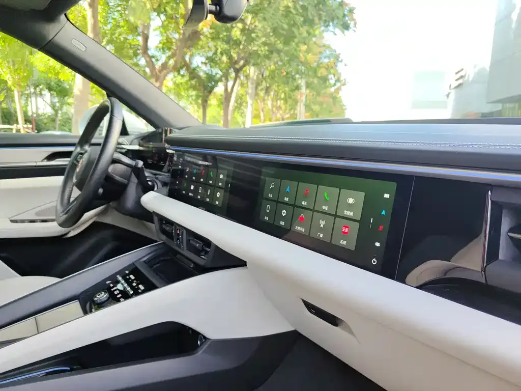 Porsche Macan EV 2024 из CN, фото 10