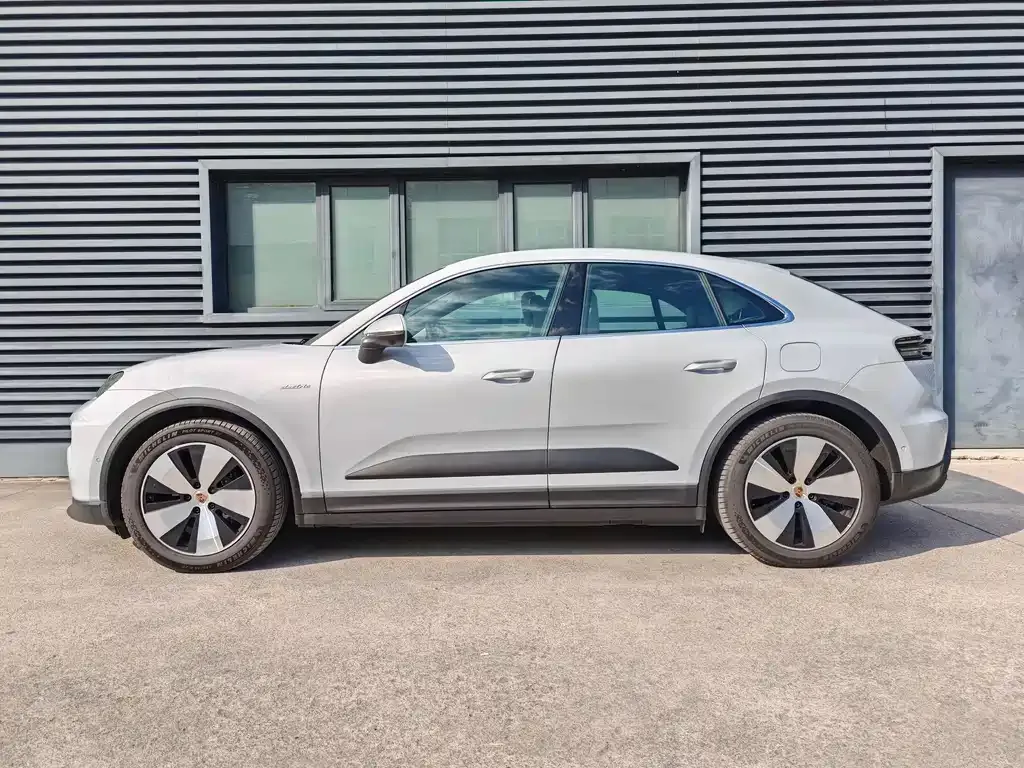 Porsche Macan EV 2024 из CN, фото 3
