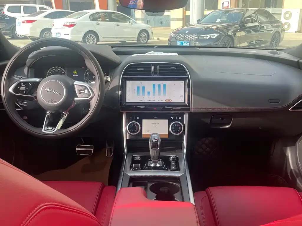 Jaguar XEL 2023 из CN, фото 6