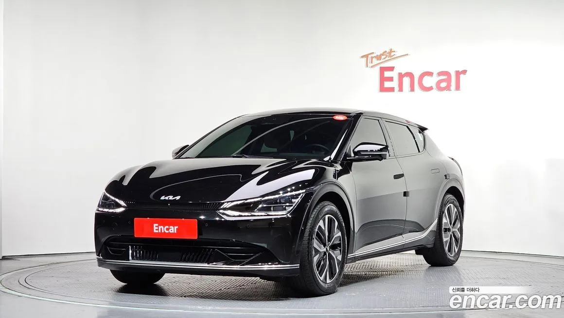 Kia EV6 2023 из KR, фото 1