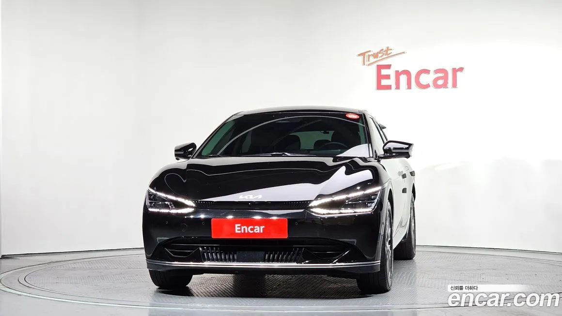 Kia EV6 2023 из KR, фото 3