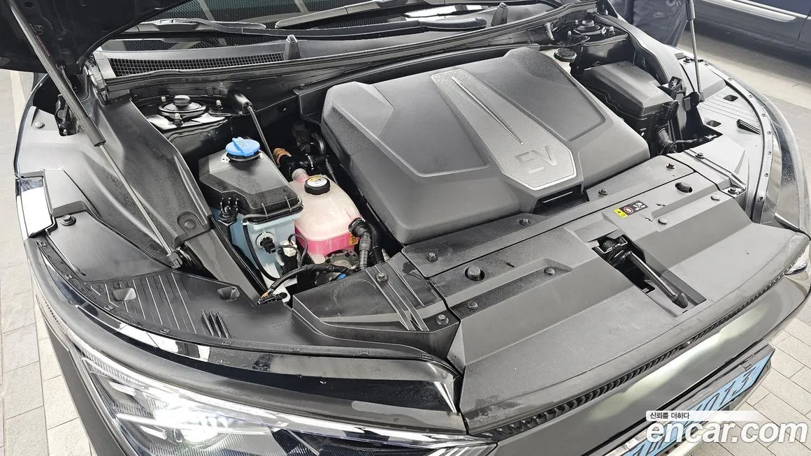 Kia EV6 2023 из KR, фото 6