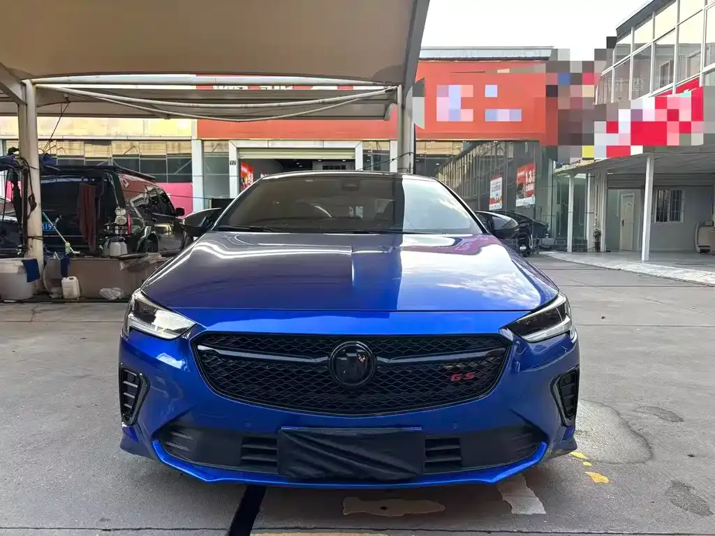 Buick Regal — фото 1