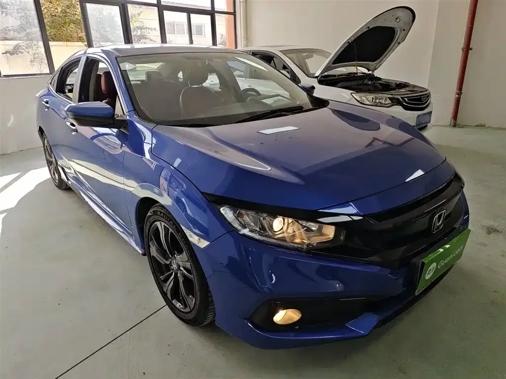 Honda Civic — фото 4