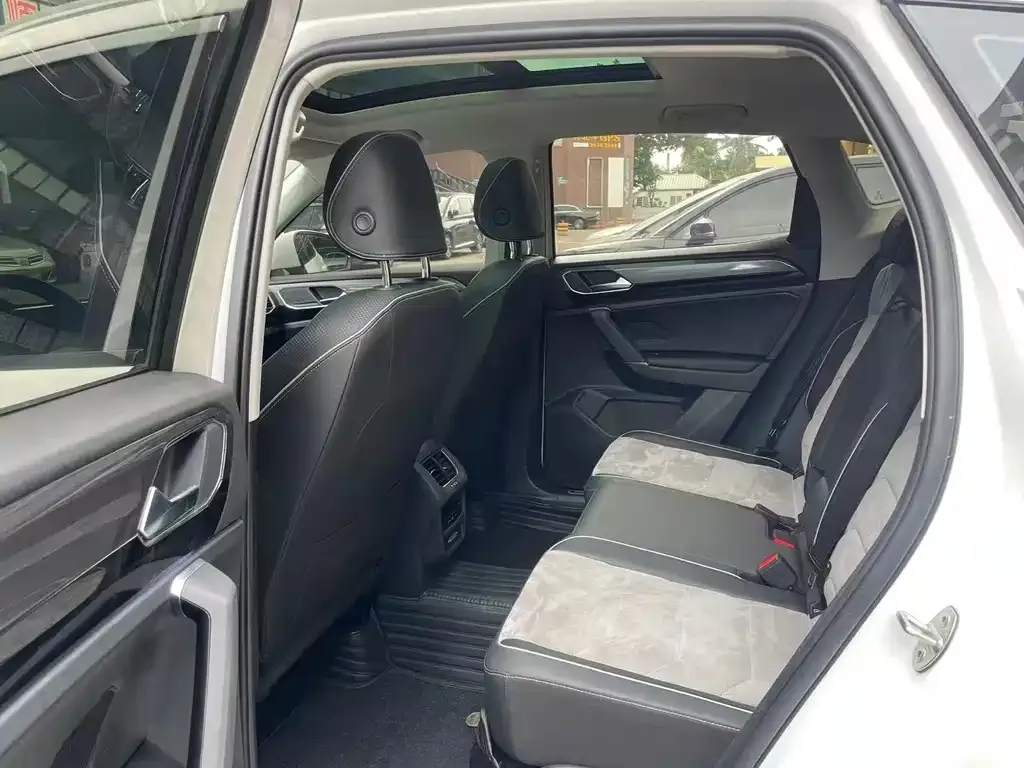Volkswagen X 2021 из CN, фото 6