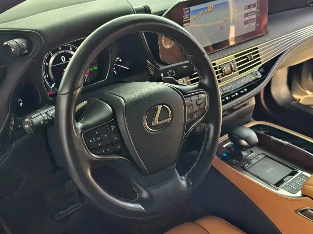 Lexus LS 2023 из CN, фото 8