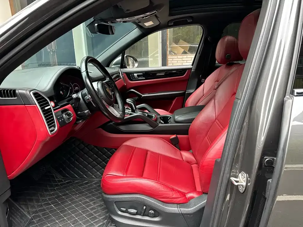 Porsche Cayenne 2022 из CN, фото 3