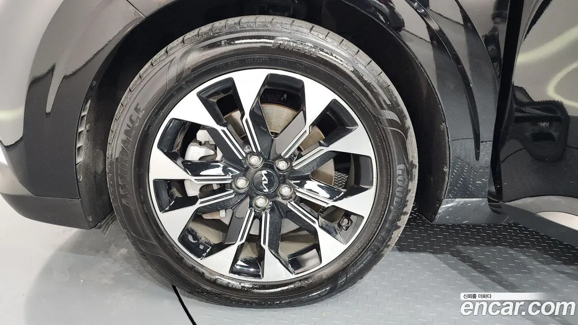 Kia Carnival 2023 из KR, фото 5