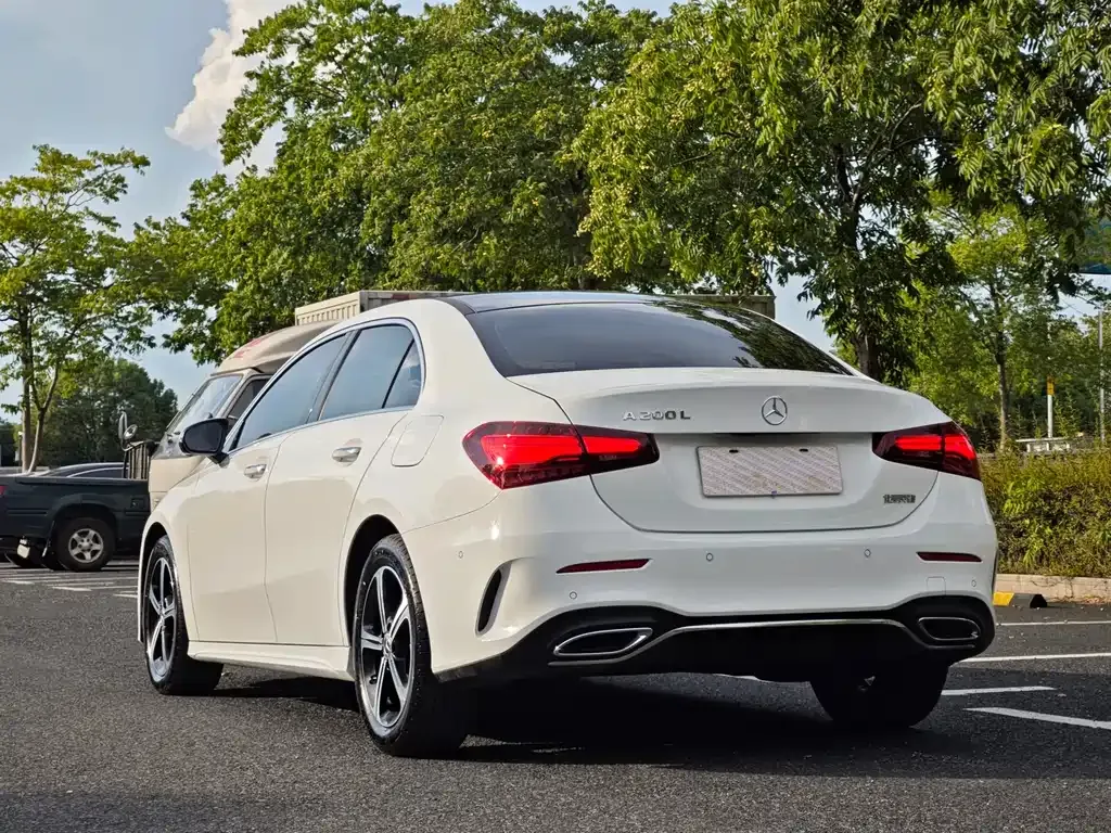 Mercedes-Benz A-Class 2024 из CN, фото 3