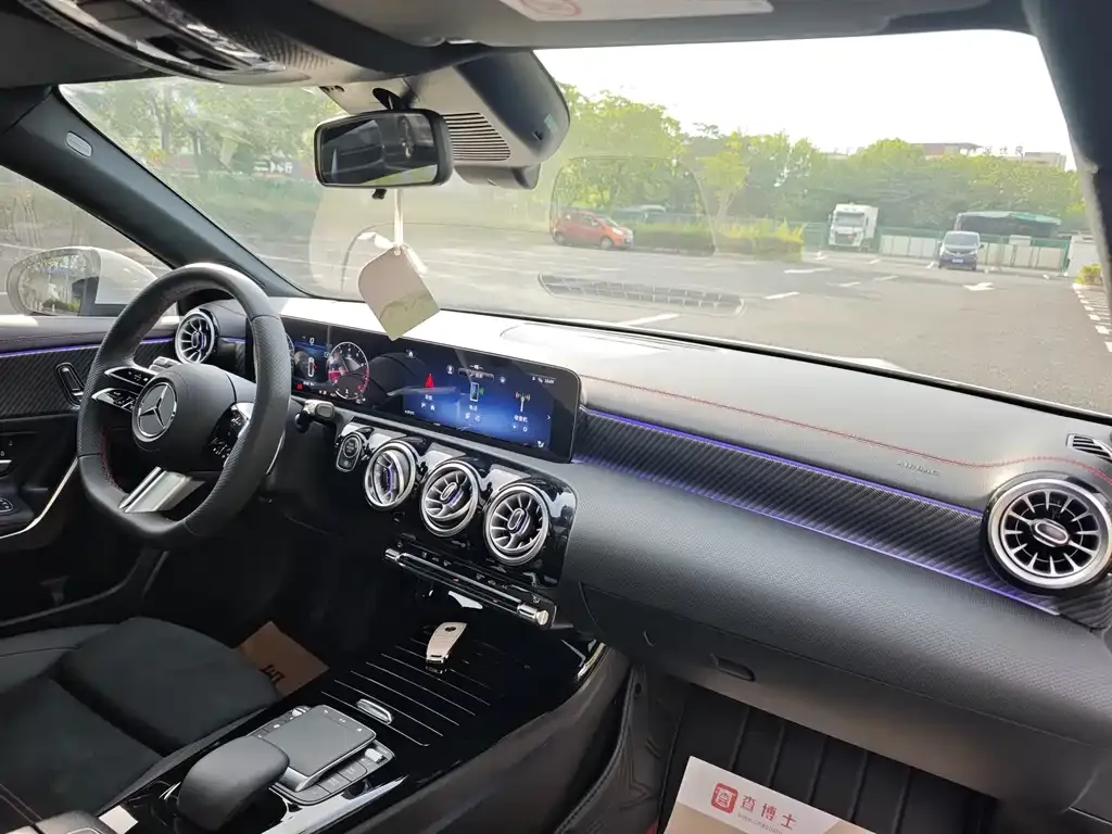 Mercedes-Benz A-Class 2024 из CN, фото 7