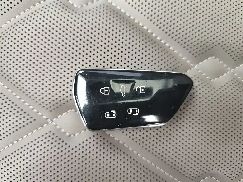 Volkswagen Viloran 2024 из CN, фото 9