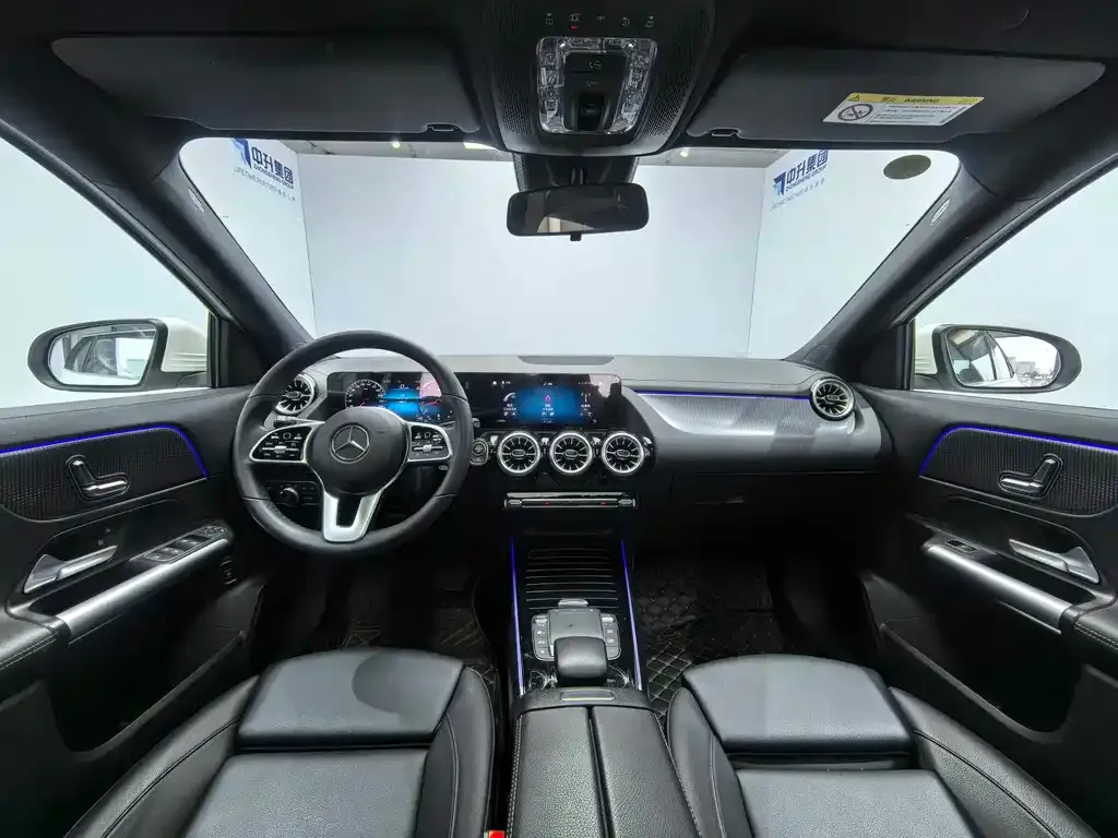 Mercedes-Benz GLA — фото 10