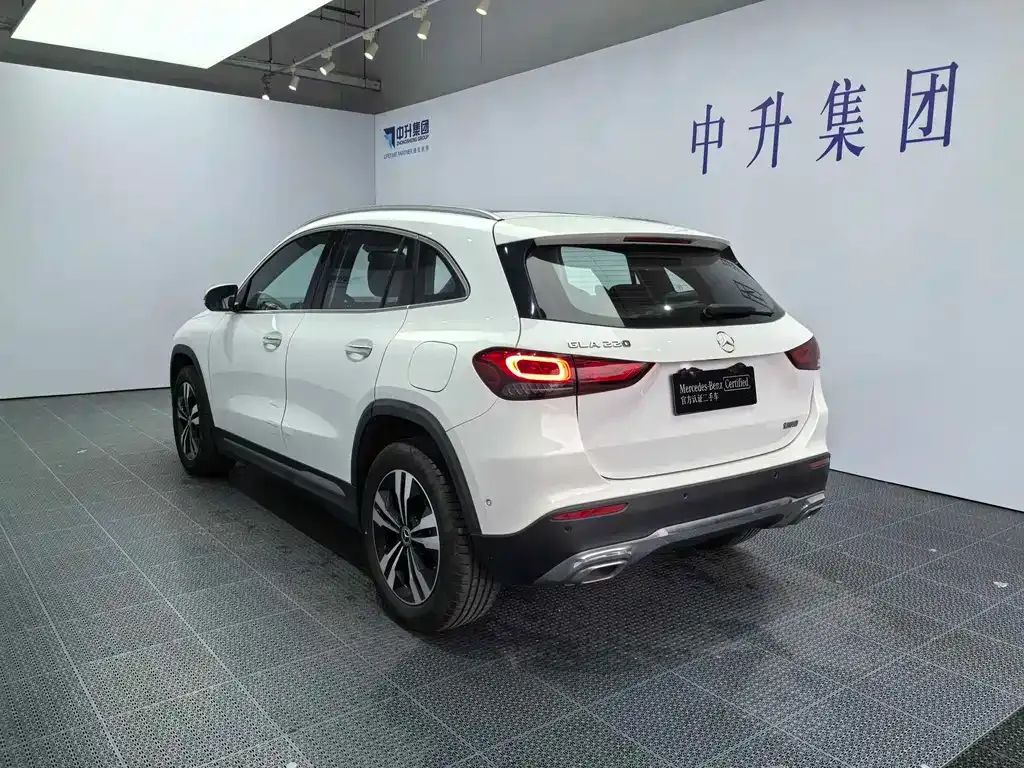 Mercedes-Benz GLA — фото 6