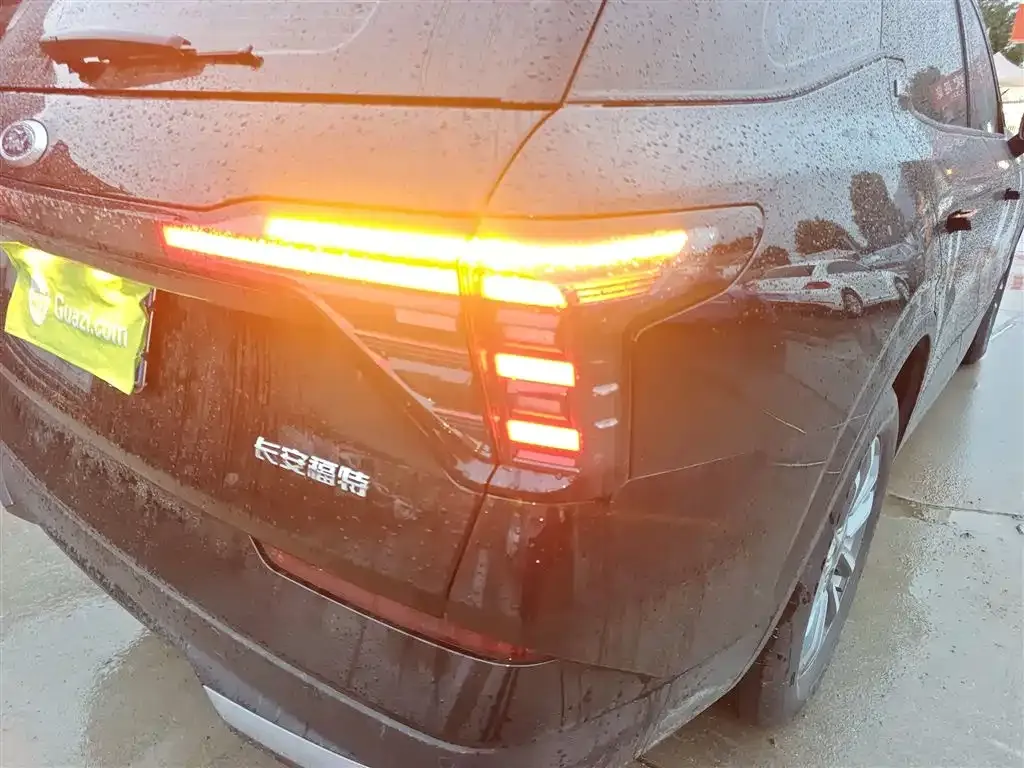 Ford Edge — фото 8
