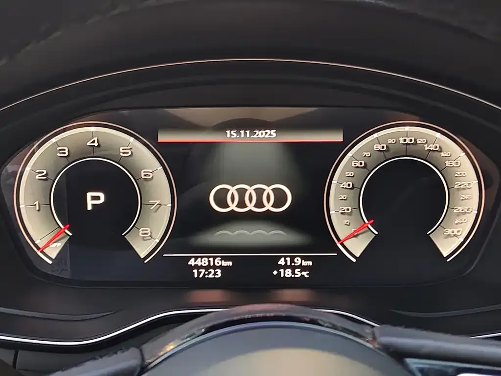 Audi A4L — фото 5