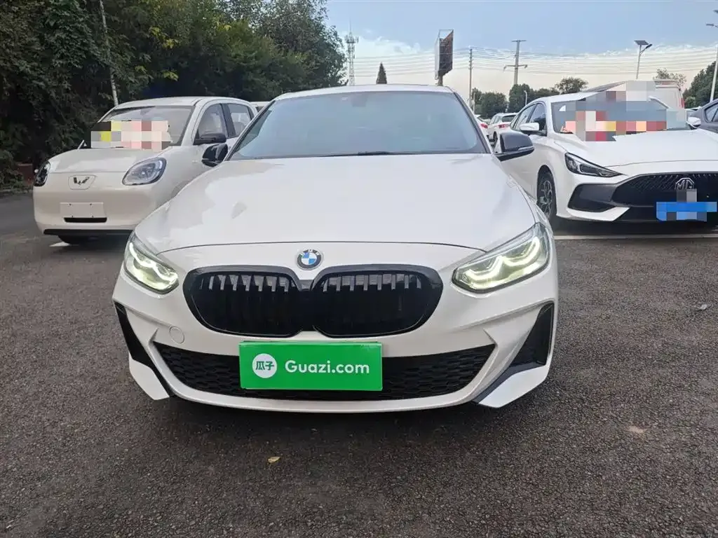 BMW 1 Series 2021 из CN, фото 3