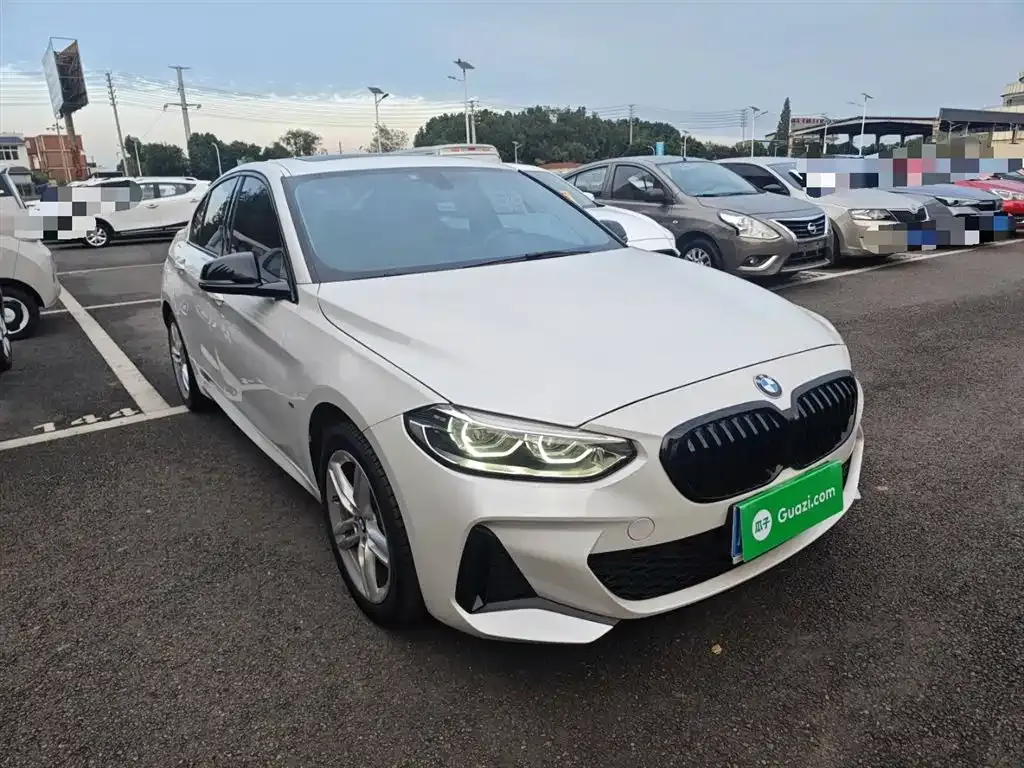 BMW 1 Series 2021 из CN, фото 4
