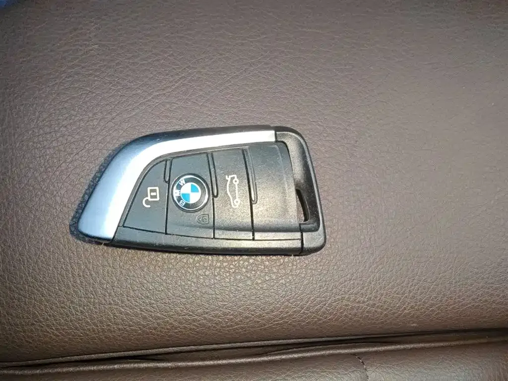 BMW 1 Series 2021 из CN, фото 9