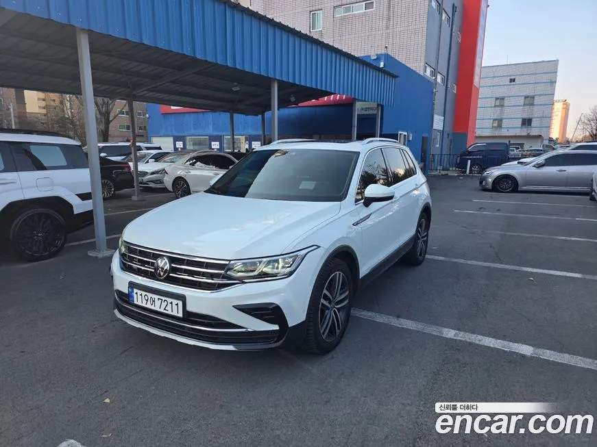 Volkswagen Tiguan — фото 2