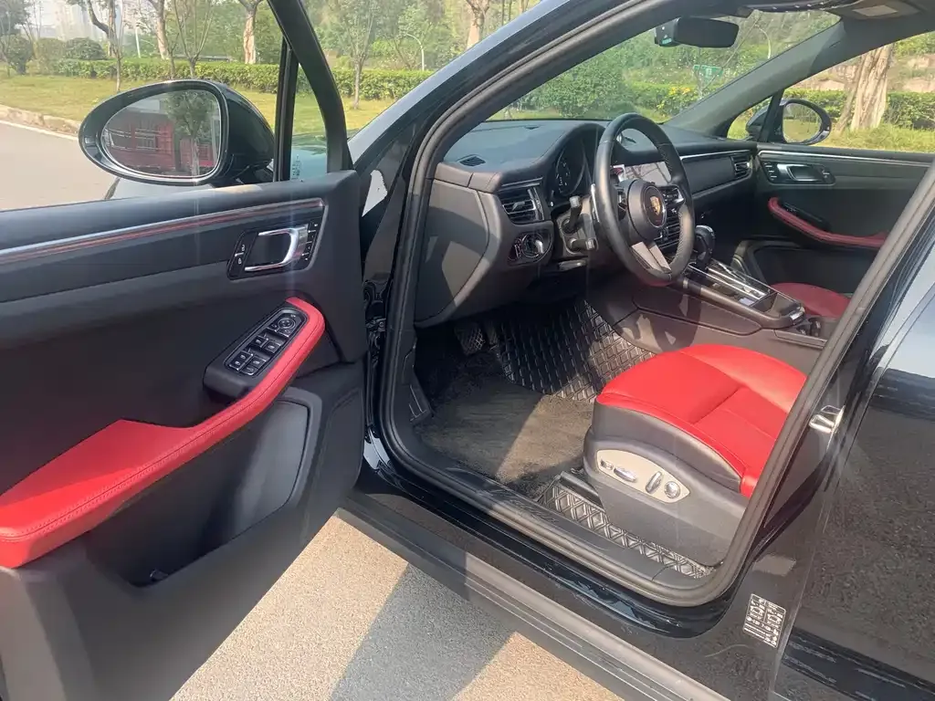 Porsche Macan 2024 из CN, фото 6