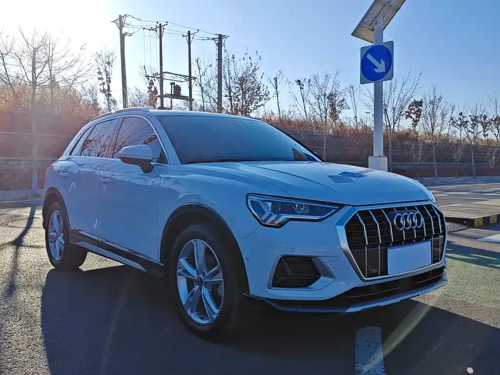 Audi Q3 — фото 3