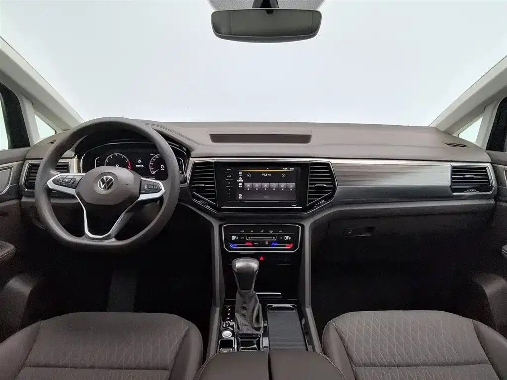 Volkswagen Viloran 2021 из CN, фото 5