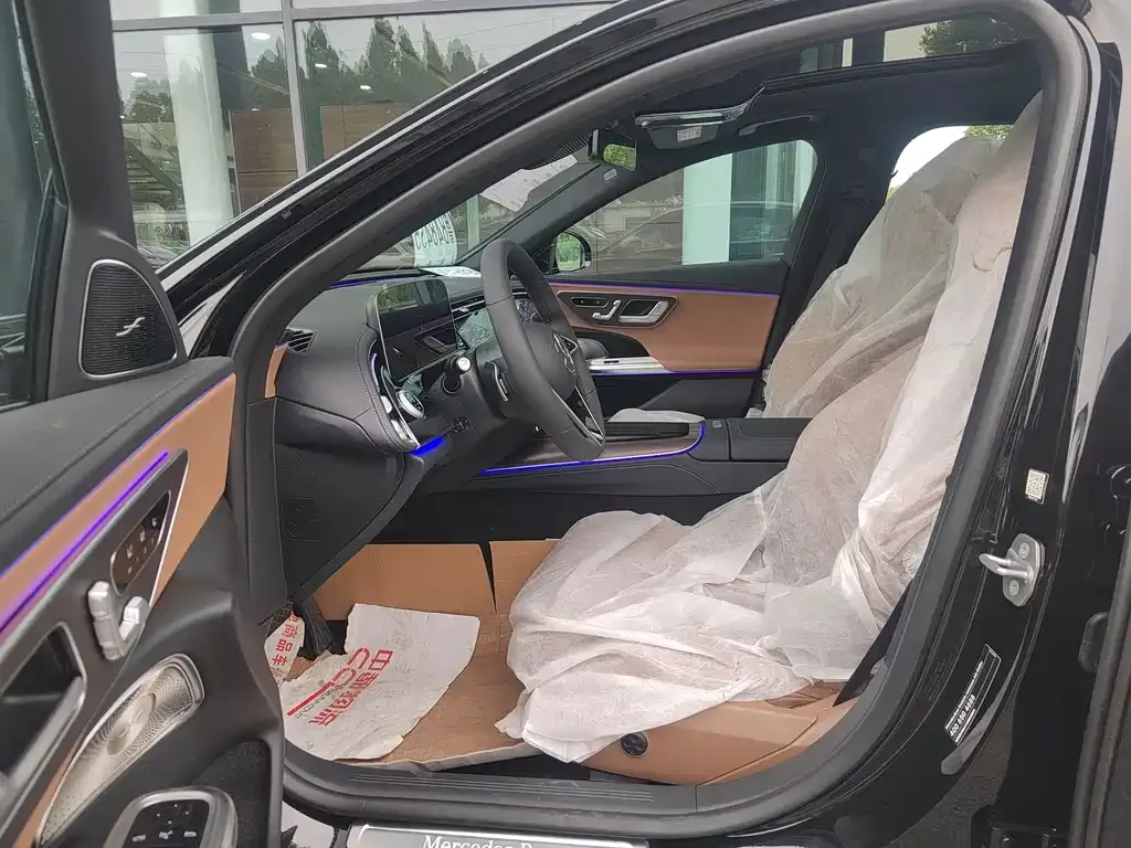 Mercedes-Benz E-Class 2025 из CN, фото 6