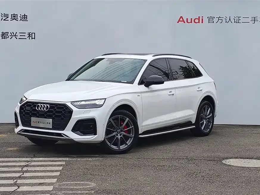 Audi Q5L 2022 из CN, фото 1