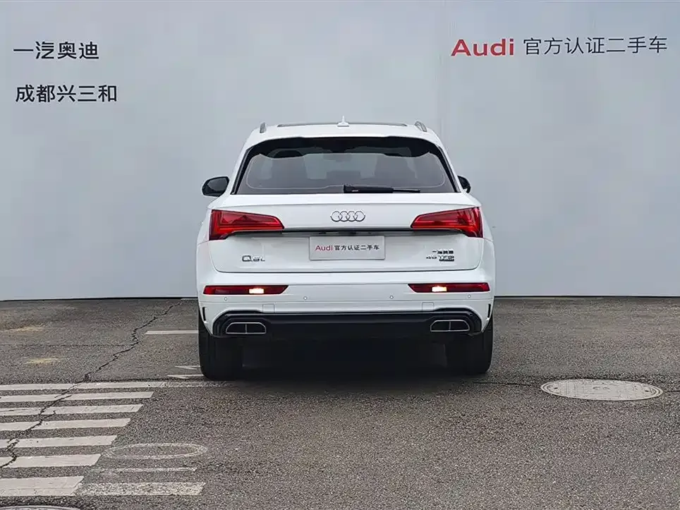 Audi Q5L 2022 из CN, фото 5