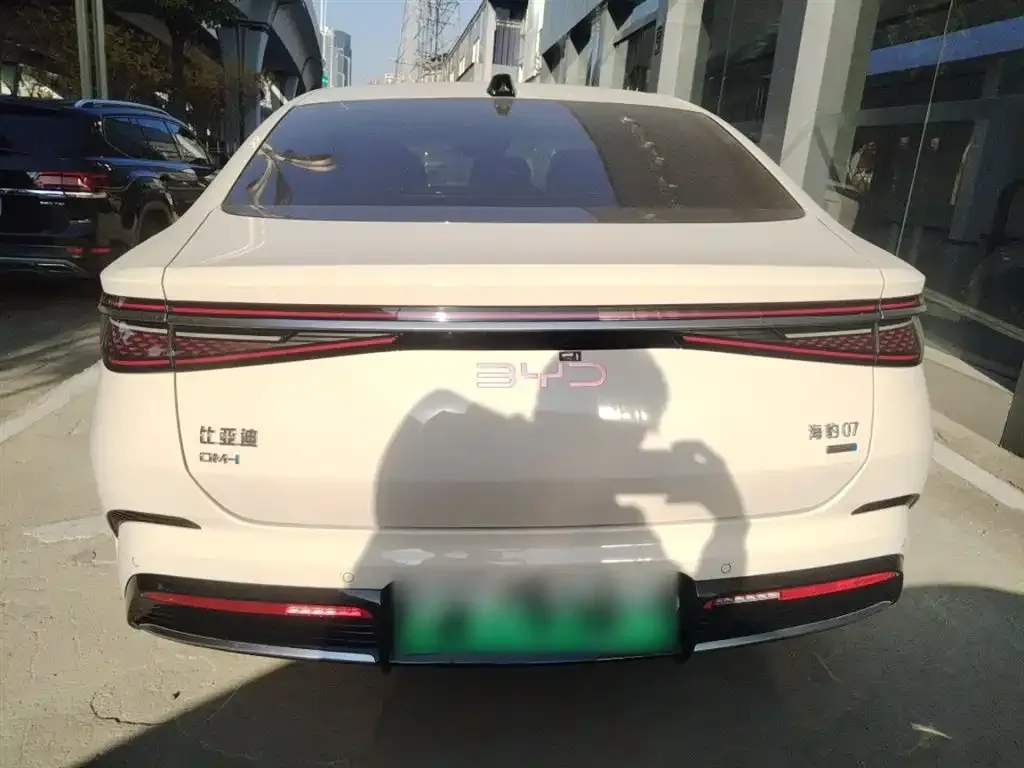 BYD Seal 07 DM-i — фото 6