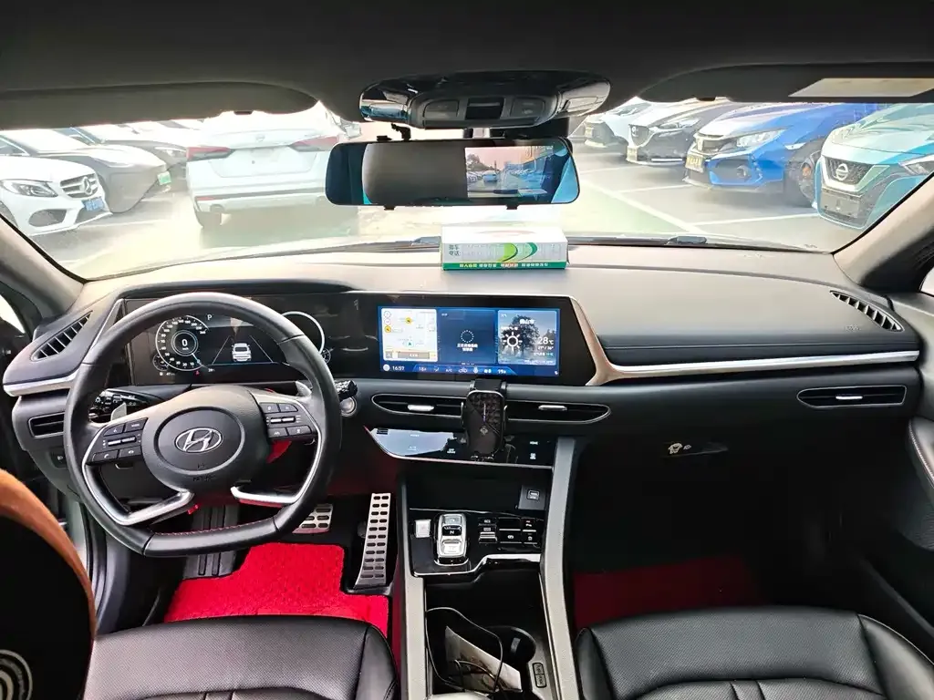 Hyundai Sonata 2022 из CN, фото 10
